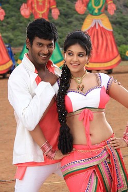 Madha Gaja Raja Movie Photos